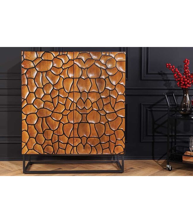 Invicta Interior Massief houten highboard VULCANO 120cm bruin mangohout met 3D houtsnijwerk handgemaakt metalen frame zwart - 44650