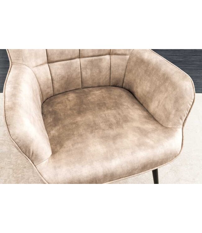 Invicta Interior Moderne fauteuil SCANDINAVIA champagne fluweel zwart metalen poten met armleuningen - 44021
