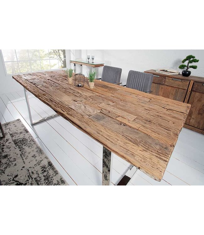 Invicta Interior Massieve eettafel BARRACUDA 240cm antiek teakhout met stalen sledepoten inclusief glazen blad - 35099