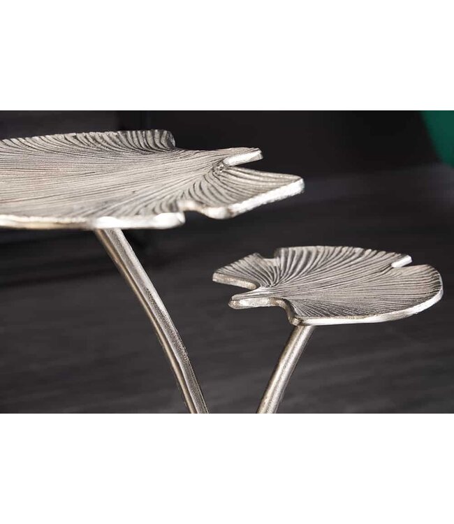 Invicta Interior Decoratieve bijzettafel GINKGO LEAFS 50cm zilver handgemaakt metaal - 41788