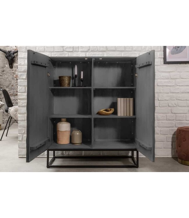 Invicta Interior Massief dressoir SCORPION 120cm grijs acacia gedetailleerd 3D-houtsnijwerk - 41571