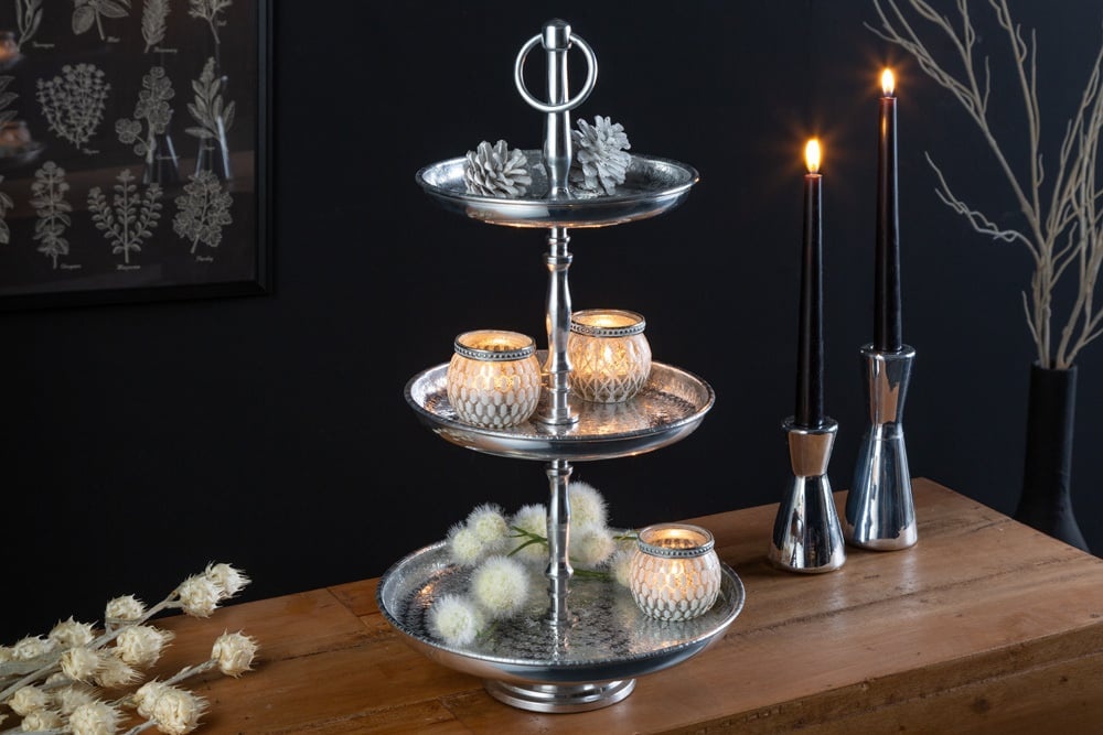 Design taartplateau ORIENT 47cm zilver in wildhammerafwerking met drie ...