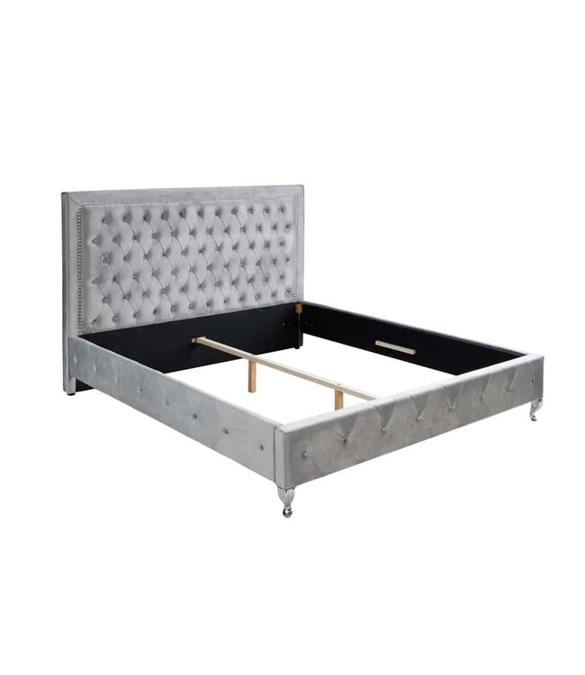 Invicta Interior Chesterfield tweepersoonsbed EXTRAVAGANCIA 180x200cm zilvergrijze fluwelen klinknagels - 38968