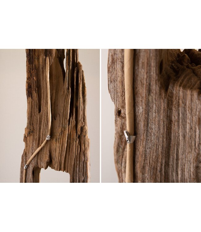 Invicta Interior Vloerlamp BARRACUDA 177 cm van gerecycled acaciahout met beige katoenen kap - 41046