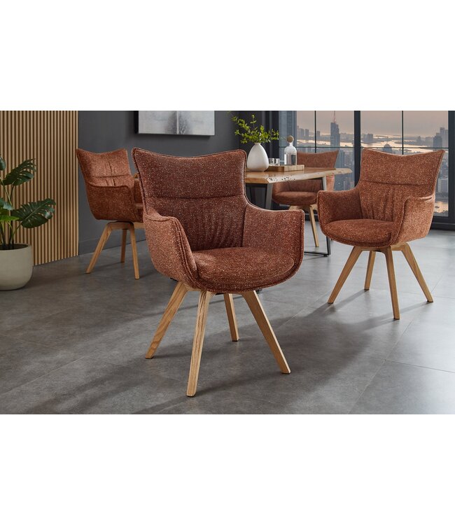 Invicta Interior Draaistoel VOGUE 360° met armleuningen, gestructureerde stof, roestbruin, met eikenhouten frame, naturel. - 47706