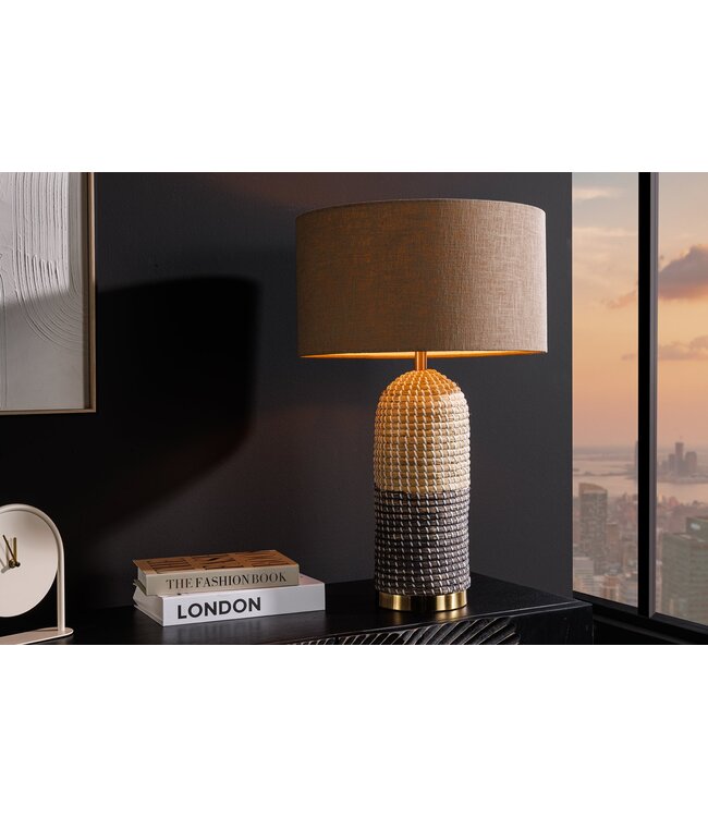 Invicta Interior Tafellamp ZEA 60cm met kleurverloop van zeegras, naturel bruin en goud, inclusief lampenkap van ruw linnen in bruin. - 46650