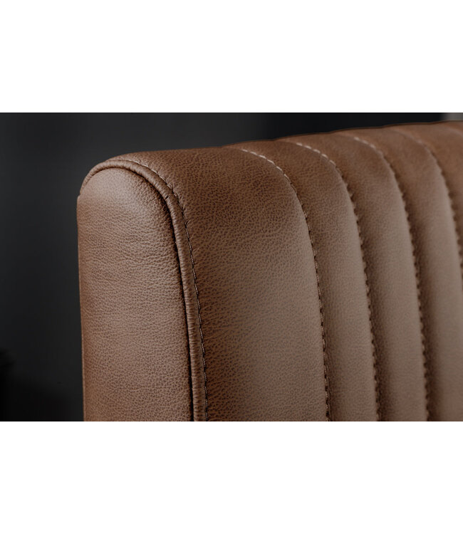 Invicta Interior Cantileverstoel BIG ASTON met armleuningen, verende kern, zwarte metalen poten, vintage bruin leer. - 44531