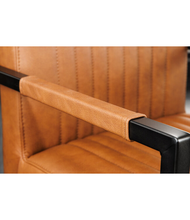 Invicta Interior Cantileverstoel BIG ASTON met armleuningen, verende kern, zwarte metalen poten, vintage cognackleurig leer. - 44530
