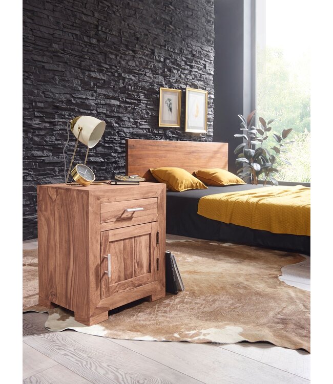 Wohnling nachtkastje MUMBAI massief houten acacia design nachtkastje 60 cm met lade en deur nachtkastje voor boxspring bed