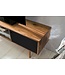 Wohnling TV lowboard REPA 140 cm massief hout Sheesham landhuis 2 deuren & compartiment | HiFi plank bruin / zwart 4 voet | TV dressoir vintage