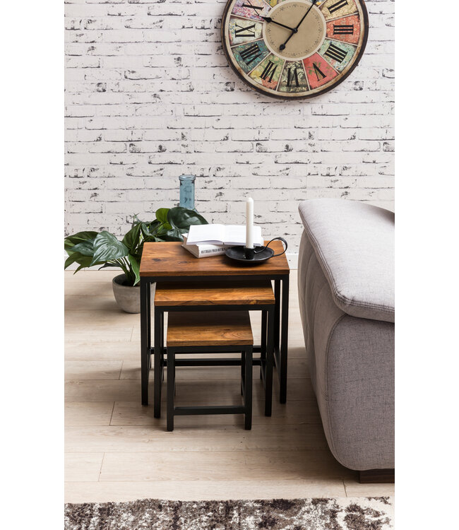 Wohnling Set van 3 Design tafels Akola Sheesham bijzettafeltjes metalen poten | Placemat 3 stuks van materialen | Anstelltische massief hout