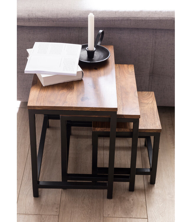 Wohnling Set van 3 Design tafels Akola Sheesham bijzettafeltjes metalen poten | Placemat 3 stuks van materialen | Anstelltische massief hout