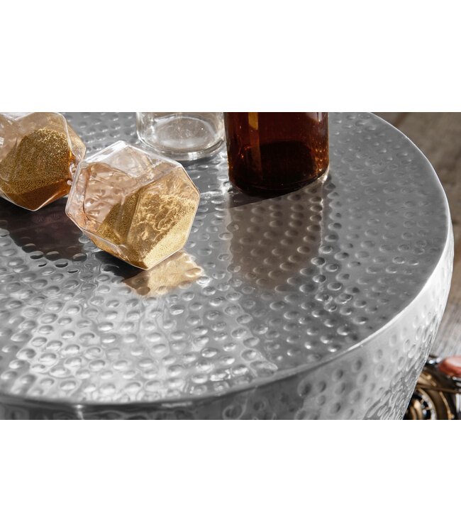 Wohnling bijzettafel VIKRAM 41x41x41cm aluminium zilveren tafel oosterse rond | Kleine Hammerschlag Abstellisch | Designtafel design metaal modern | Smalle tafel