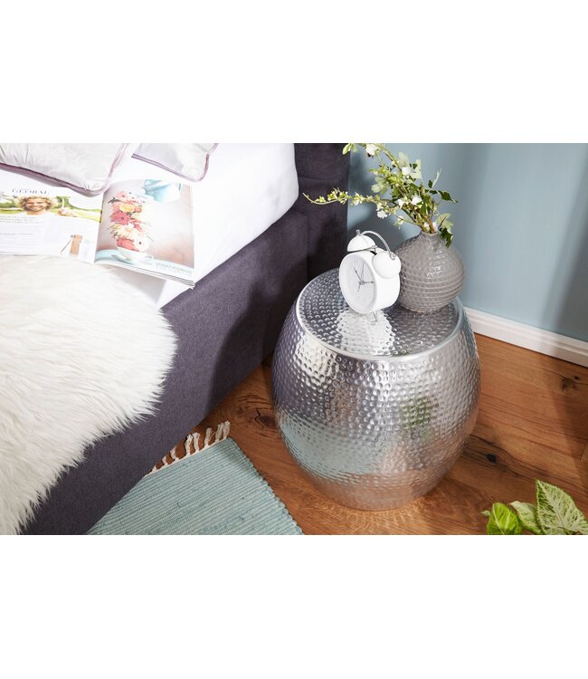 Wohnling tabel PETRO 42 x 42 x 42 cm aluminiumzilverkleurig Dekotisch Oriental round | Designtafeltafel metaal Modern | Antischisch Schmal | Kleine Hammerschlag Abstelltisch