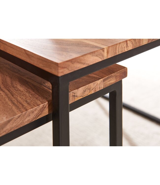 Wohnling salontafel set van 2 acacia massief hout / metalen bijzettafel hoekig | Design salontafel met metalen poten Salontafel | 2-delige placemat nesttafel