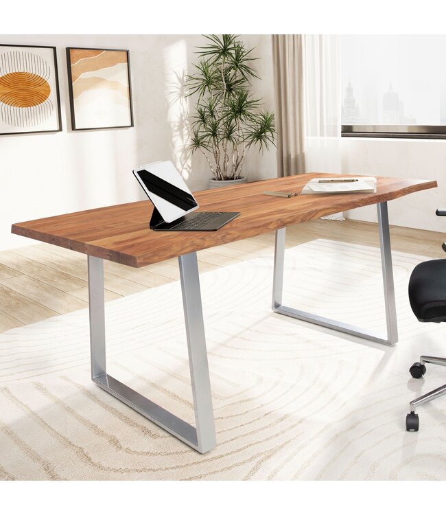 Wohnling bureau 140x80x76 cm acacia massief hout / metaal computertafel boomrand, thuiskantoor kantoortafel massief met trapeziumvormige poten in chroom, houten tafel laptoptafelstudie