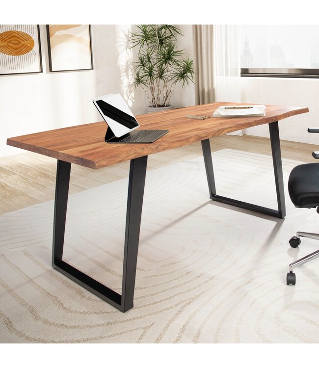 Wohnling bureau 140x80x76 cm acacia massief hout / metaal computertafel boomrand, thuiskantoor kantoortafel massief met U-poten in zwart, houten tafel laptoptafelstudie
