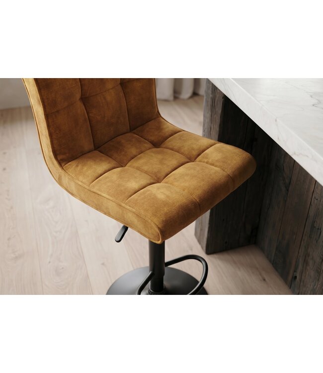 Invicta Interior Barkruk MODENA 92-116cm 360° draaibaar fluweel mosterdgeel met zwart metalen frame