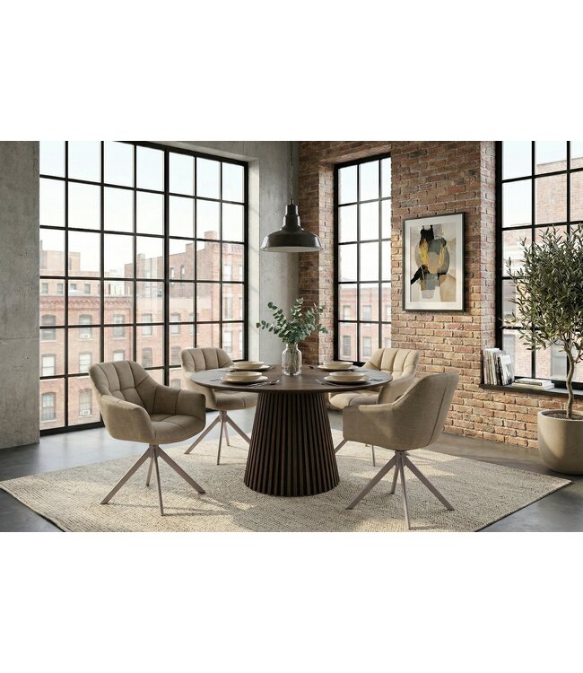 Invicta Interior Draaibare fauteuil PAPILLON roteerbaar 180° met armleuningen fluweel beige greige