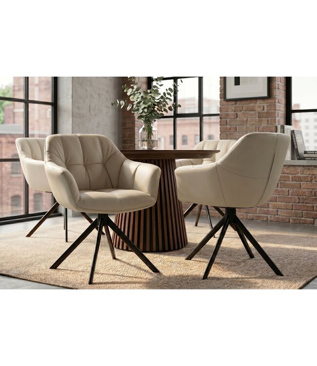 Invicta Interior Draaibare fauteuil PAPILLON roteerbaar 180° met armleuningen leder beige