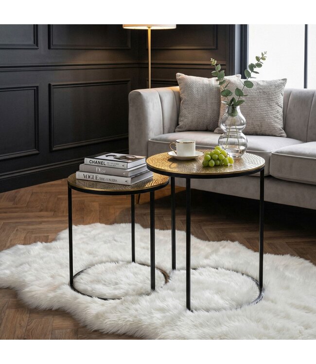 Wohnling Bijzettafel Set Metaal 2-delig rond goud - Bijzettafel Aluminium Tafelbladen met Patroon - Design Salontafel Aanbouwtafel modern IJzeren Frame - Decoratietafel Woonkamertafel Handgemaakt