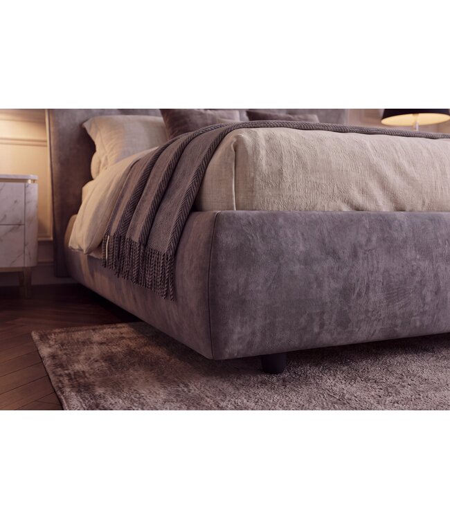 Invicta Interior Bed FLORENZ 180x200cm fluweel grijs - 6542773