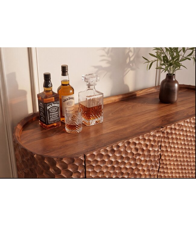 Invicta Interior Barmeubel ADLON 140cm 3D textuurfront afgeronde hoeken mangohout bruin met wijnrek - 48821
