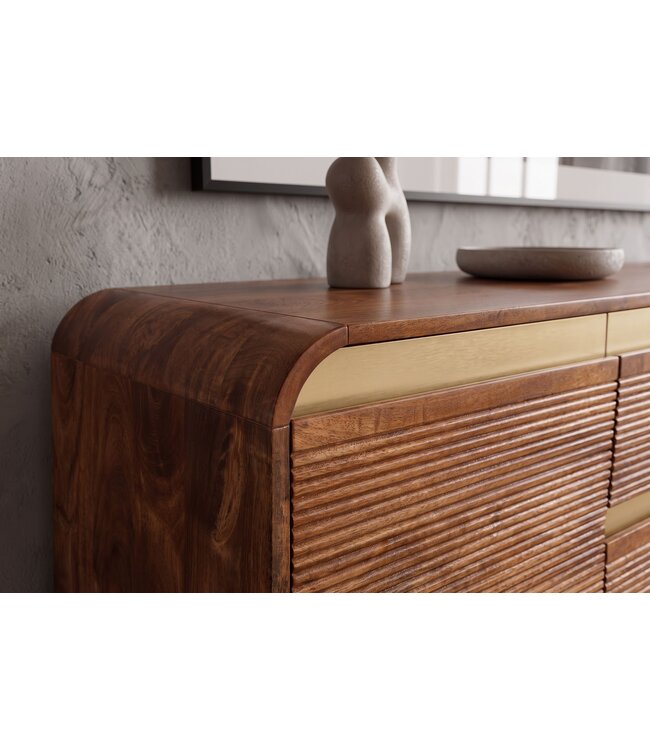 Invicta Interior Dressoir MONZA 180cm geribd front afgeronde hoeken mangohout bruin met gouddetails - 48834