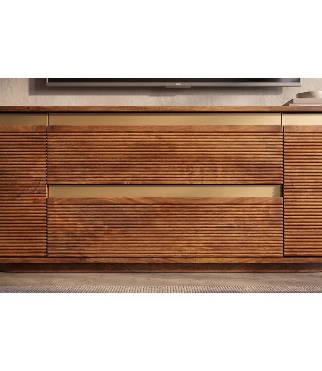 Invicta Interior TV-Meubel MONZA 160cm met kabelmanagement geribbelde voorkant afgeronde hoeken bruin mangohout gouden details - 48835