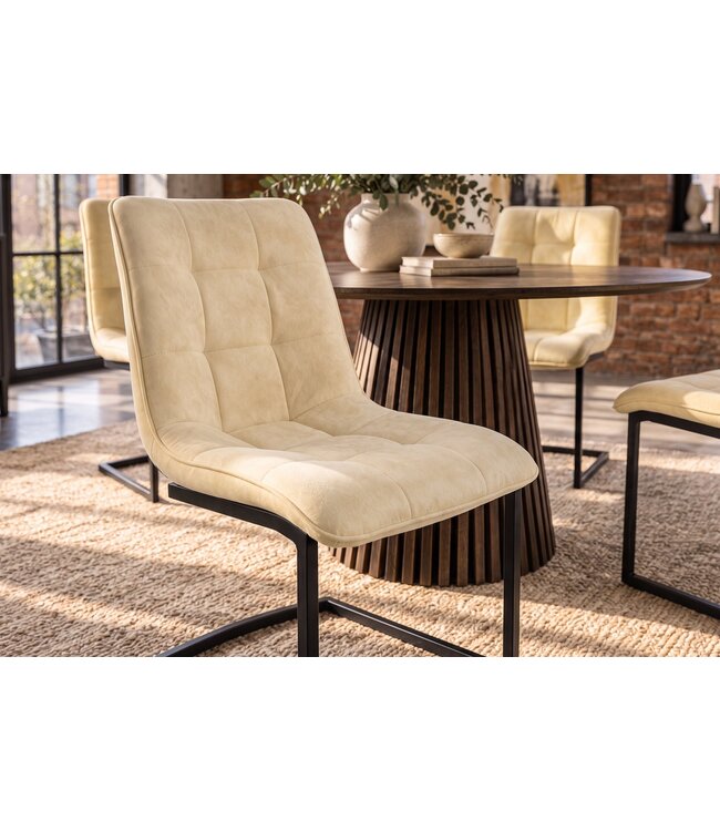 Invicta Interior Cantilever stoel MIAMI vierkante quilting microvezel antiek beige met zwart metalen frame - 49331