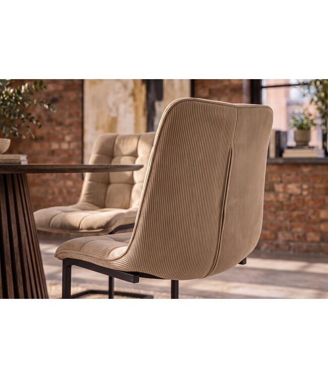 Invicta Interior Vrijdragende stoel MIAMI vierkante quilting koord taupe met zwart metalen frame - 49335