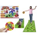 Play careful don't step on the kk