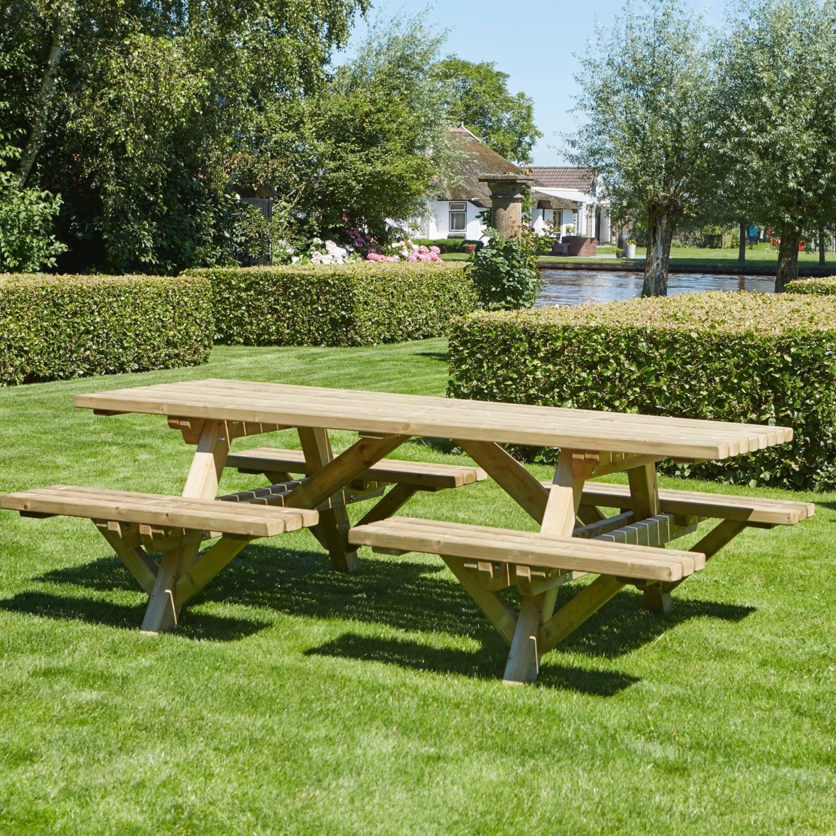 Comfort picknicktafel, lengte van 230cm, gemaakt van geïmpregneerd vurenhout