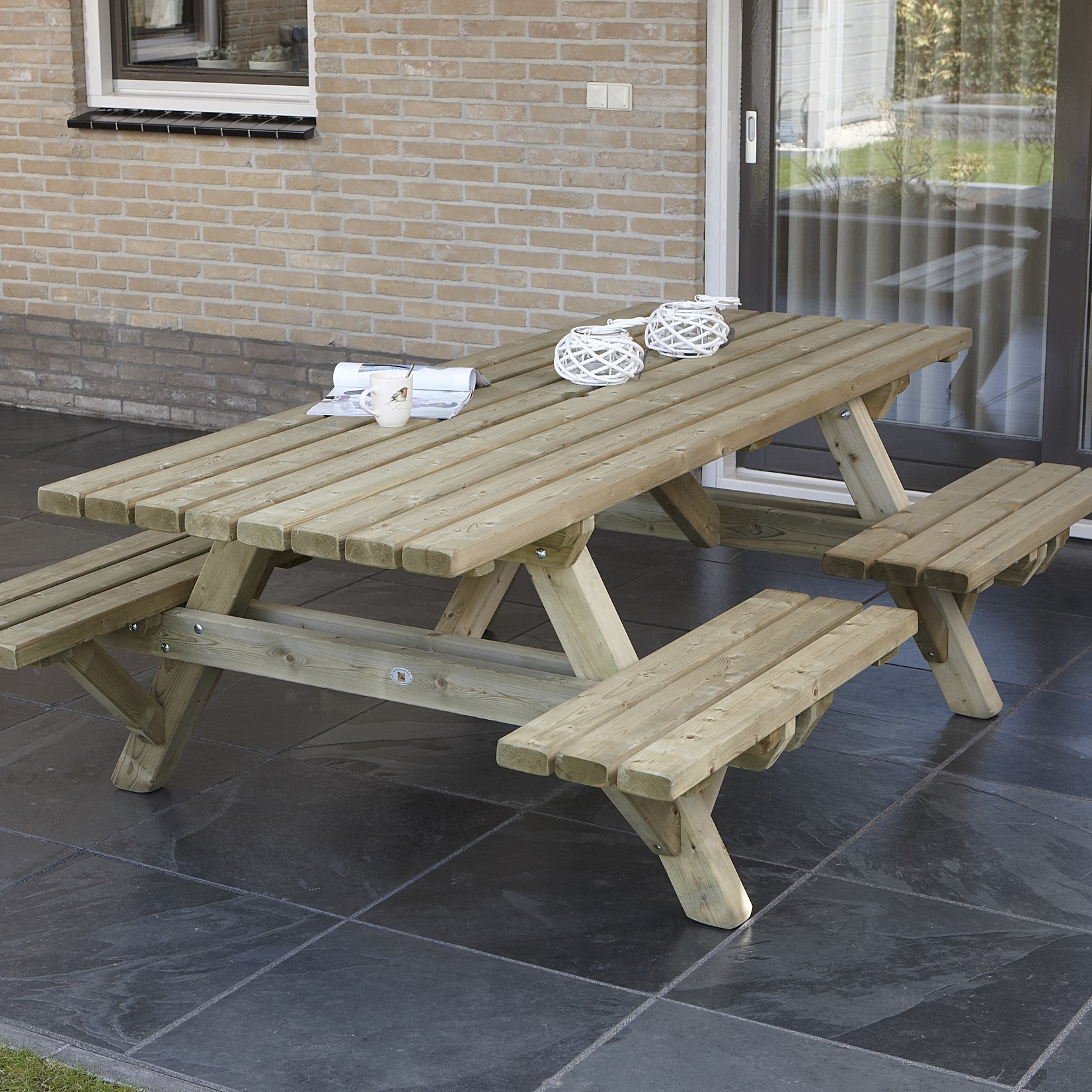 Comfort picknicktafel, lengte van 230cm, gemaakt van geïmpregneerd vurenhout