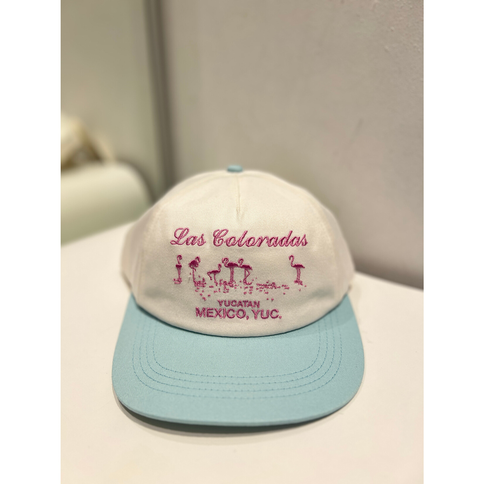 Visit Las Coloradas