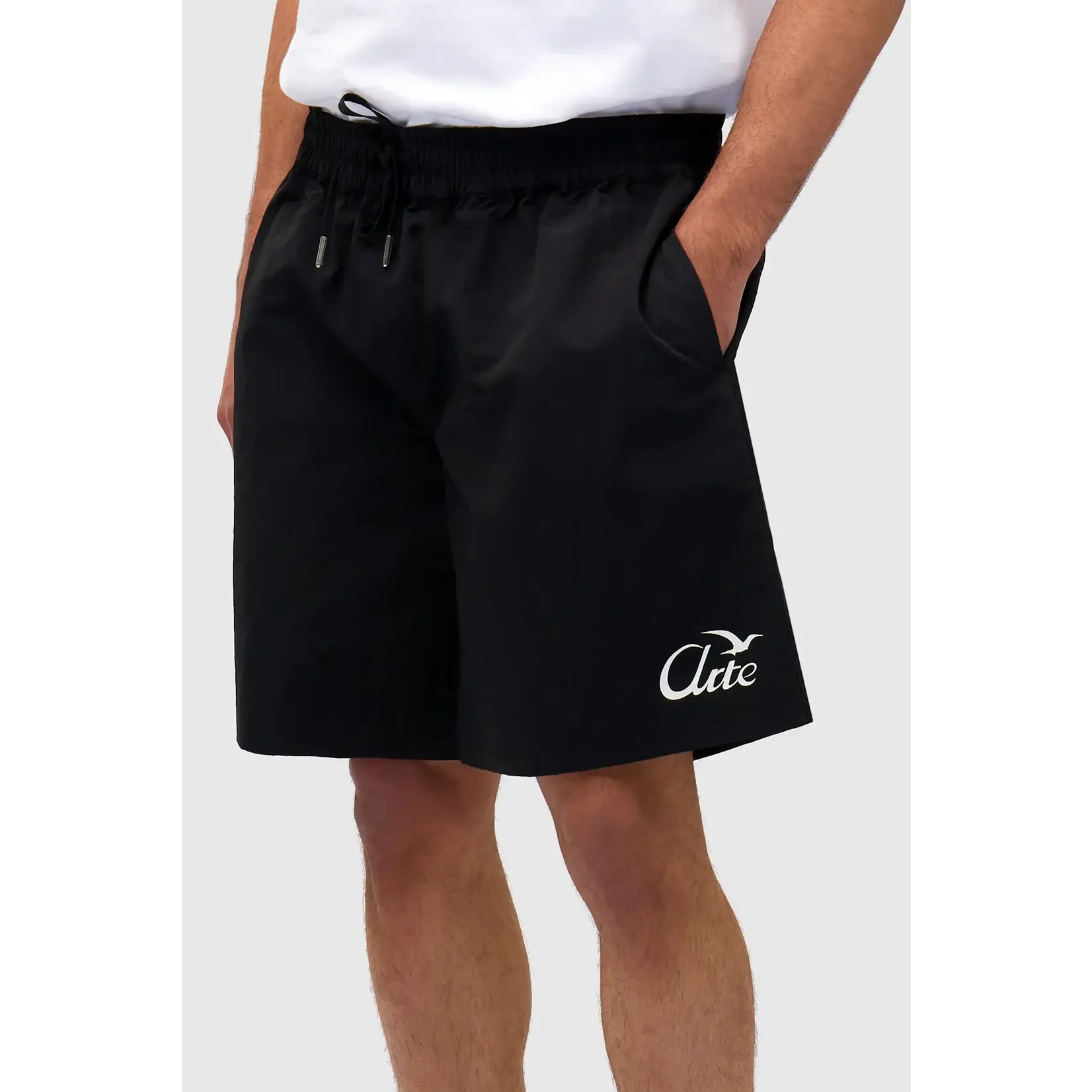 Arte Arte Bird logo shorts black