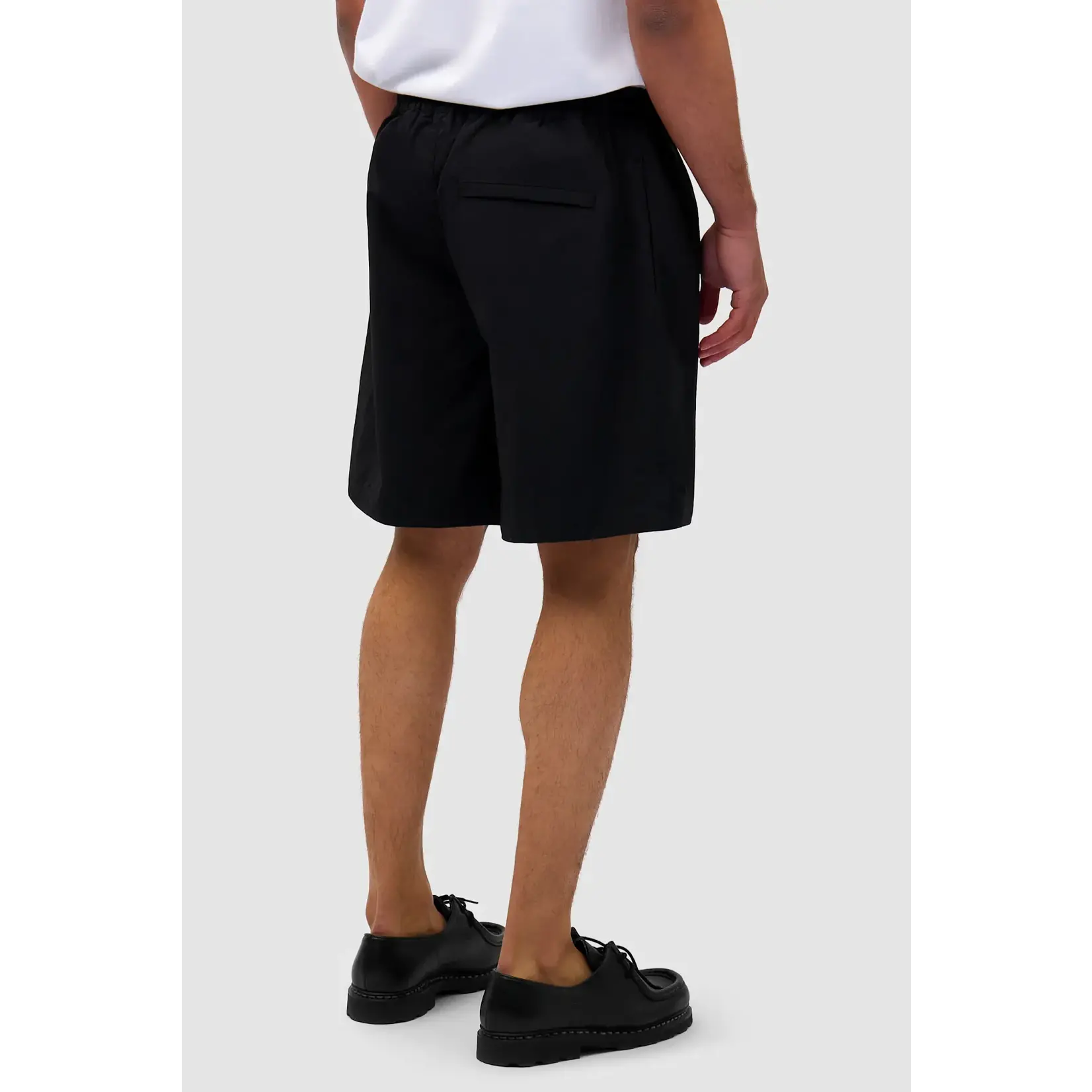 Arte Arte Bird logo shorts black