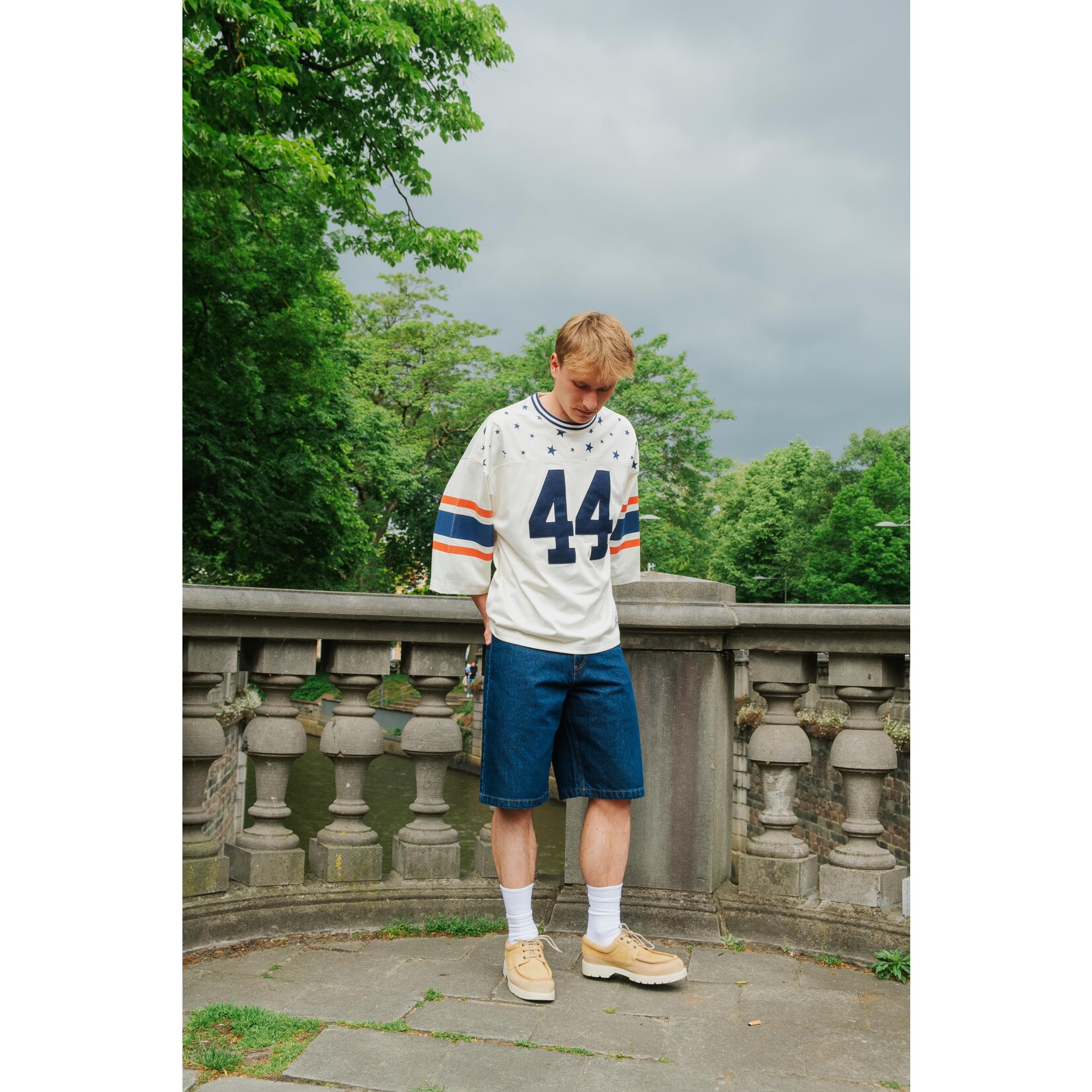 Champion Champion 221105 Crewneck T-shirt  Off White/Navy