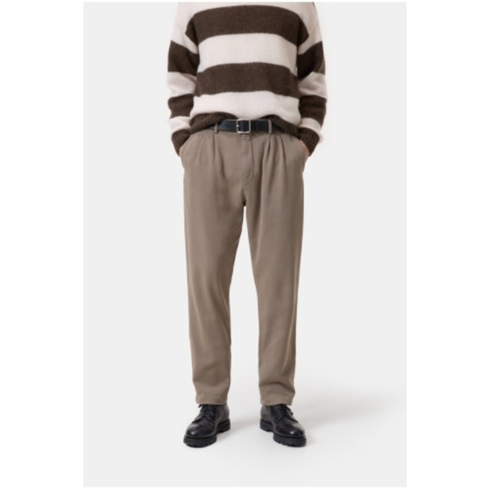 Closed Closed Bergen Tapered 920