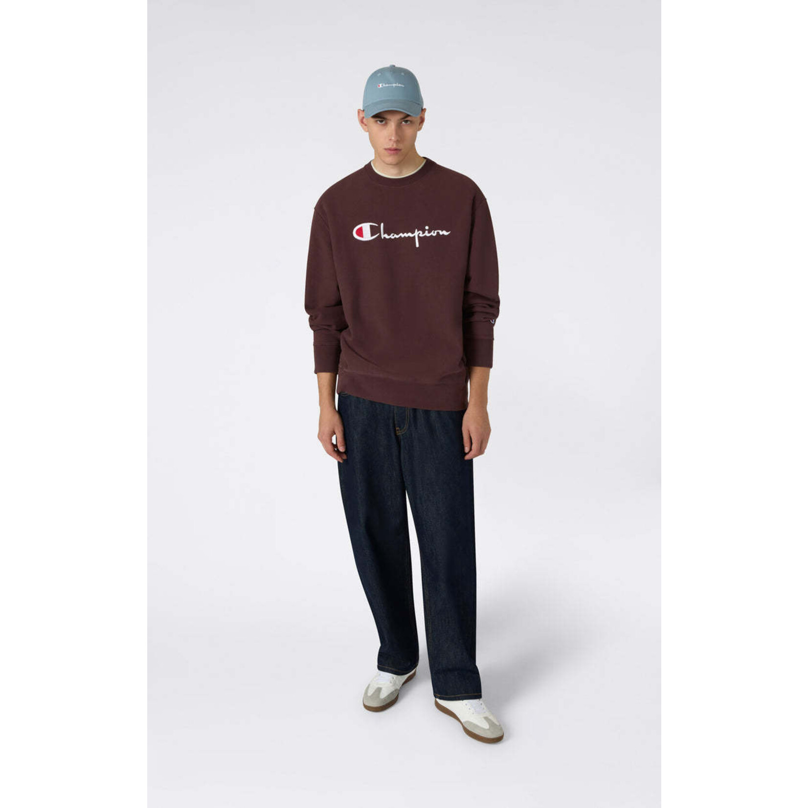 Champion Champion 221338 Crewneck logo sweatshirt chocolate
