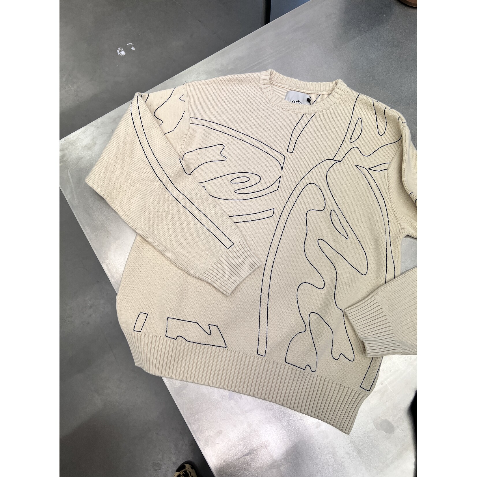 Arte Arte Allover Circle Logo Knit Cream