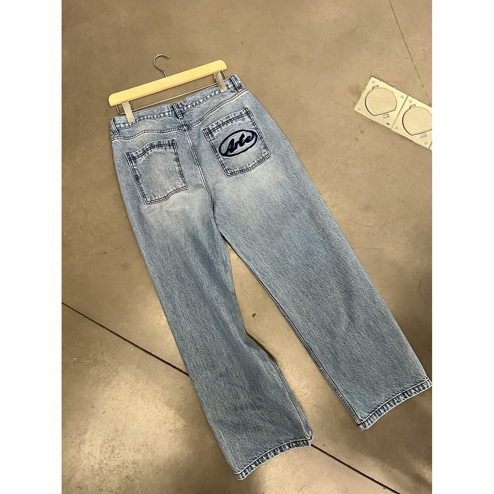 Arte Arte Circle Logo Pocket Pants Denim Bleach