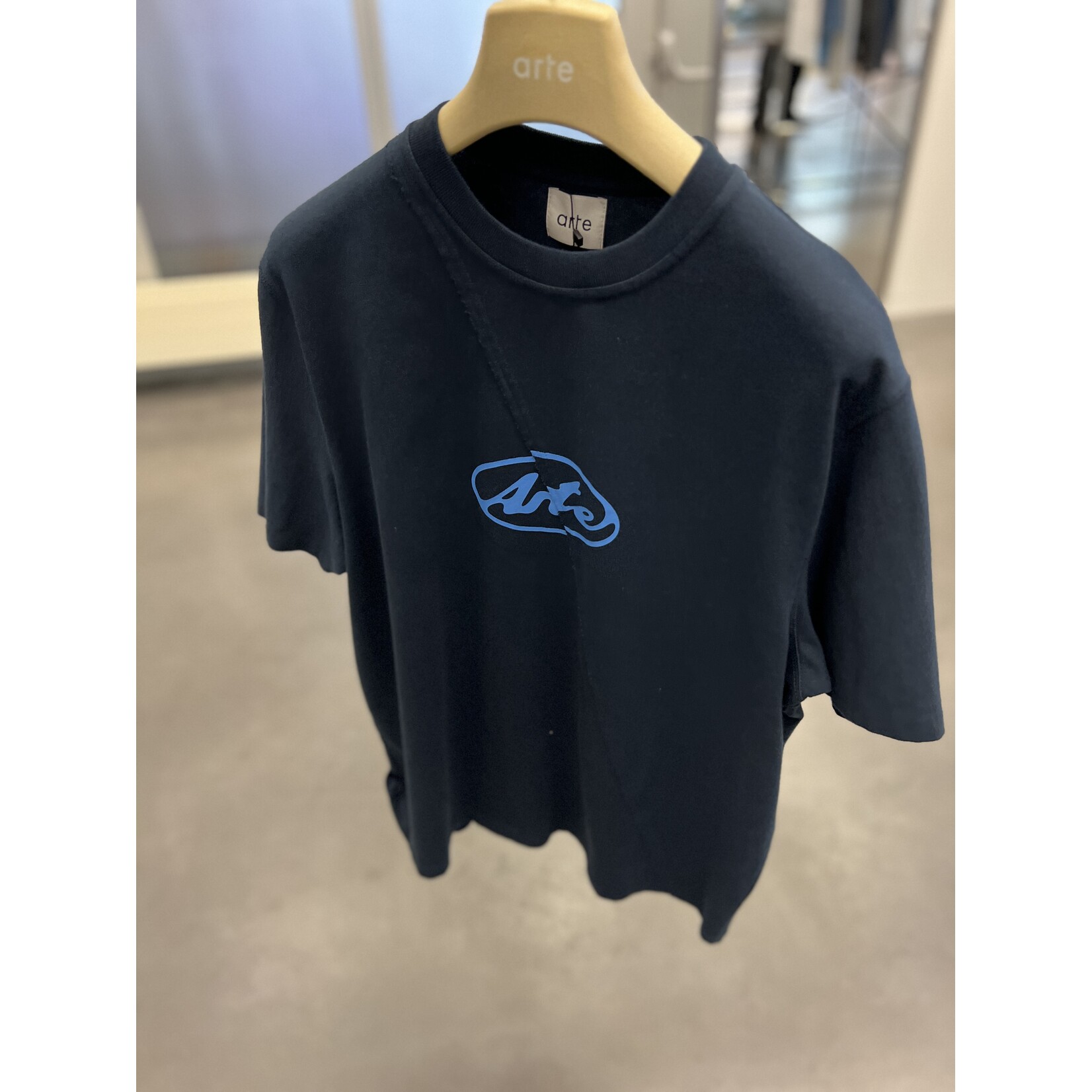 Arte Arte Circle Logo T-shirt Navy