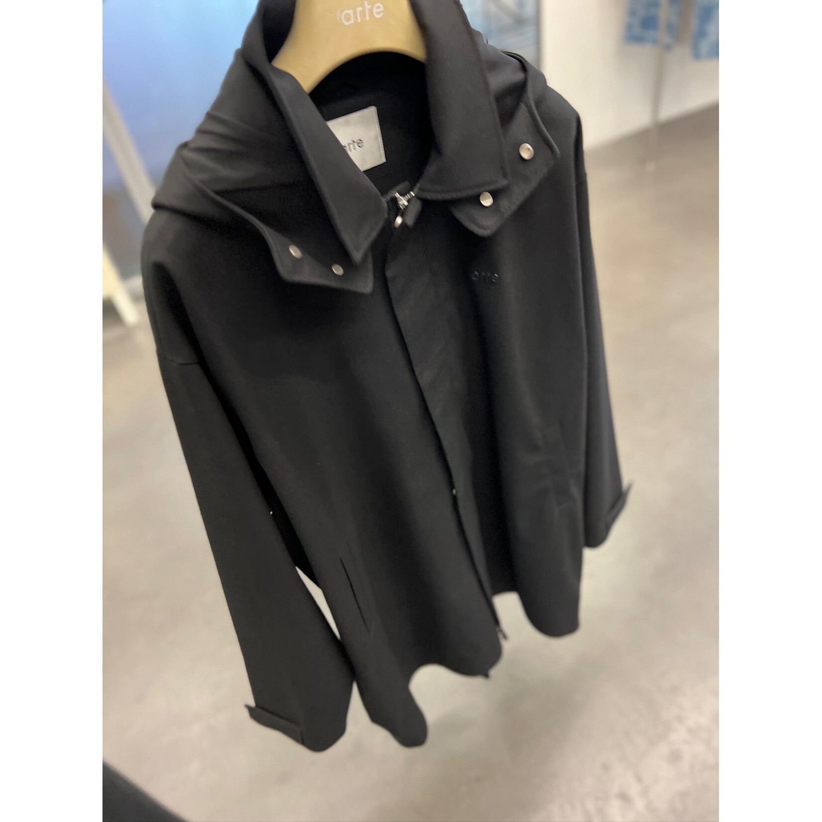 Arte Arte Linen Coat Black