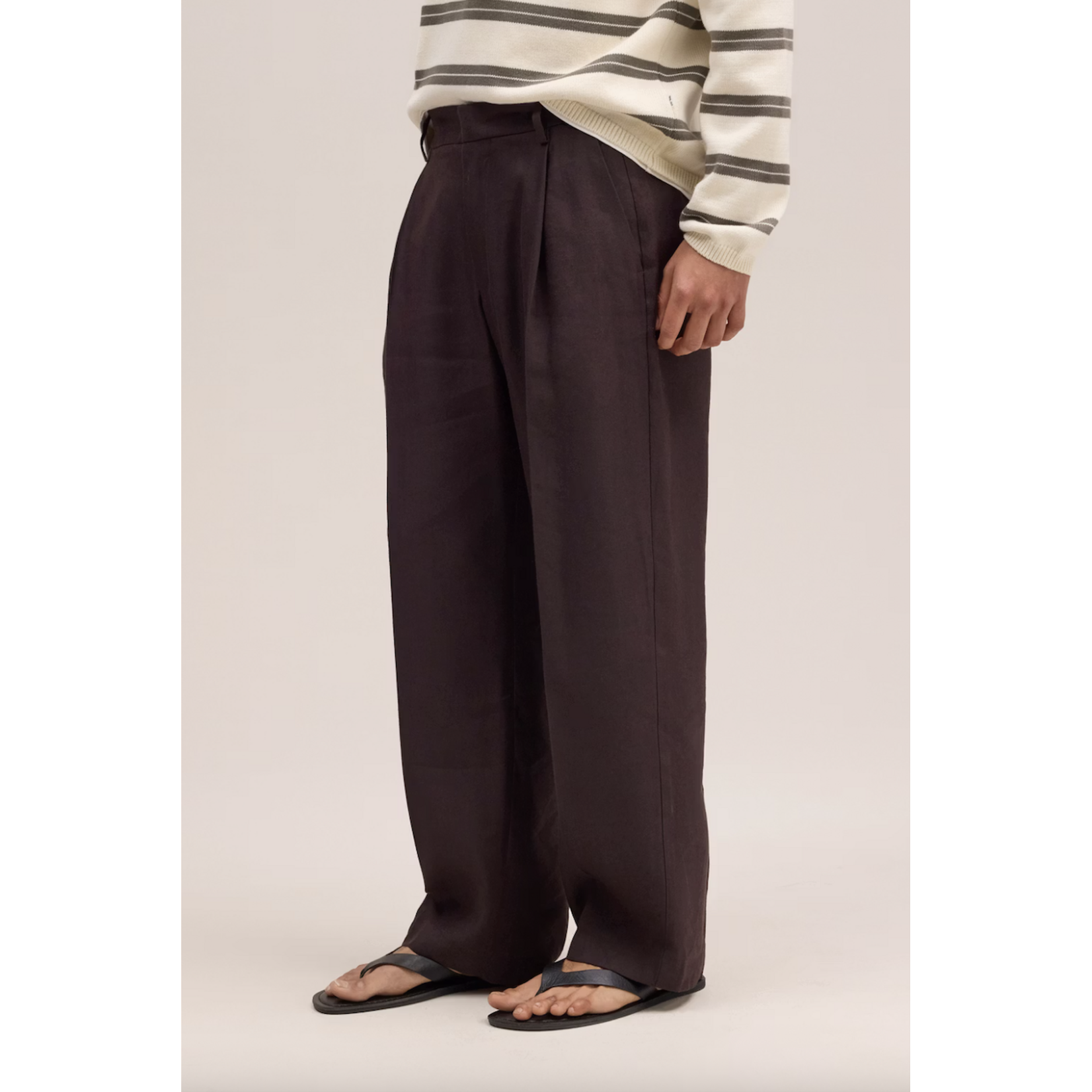 NN07 NN07 Kay 1808 Deep truffle