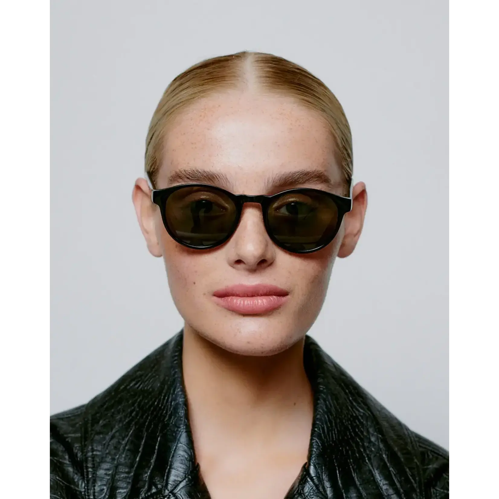 A. Kjaerbede A. Kjaerbede Marvin black