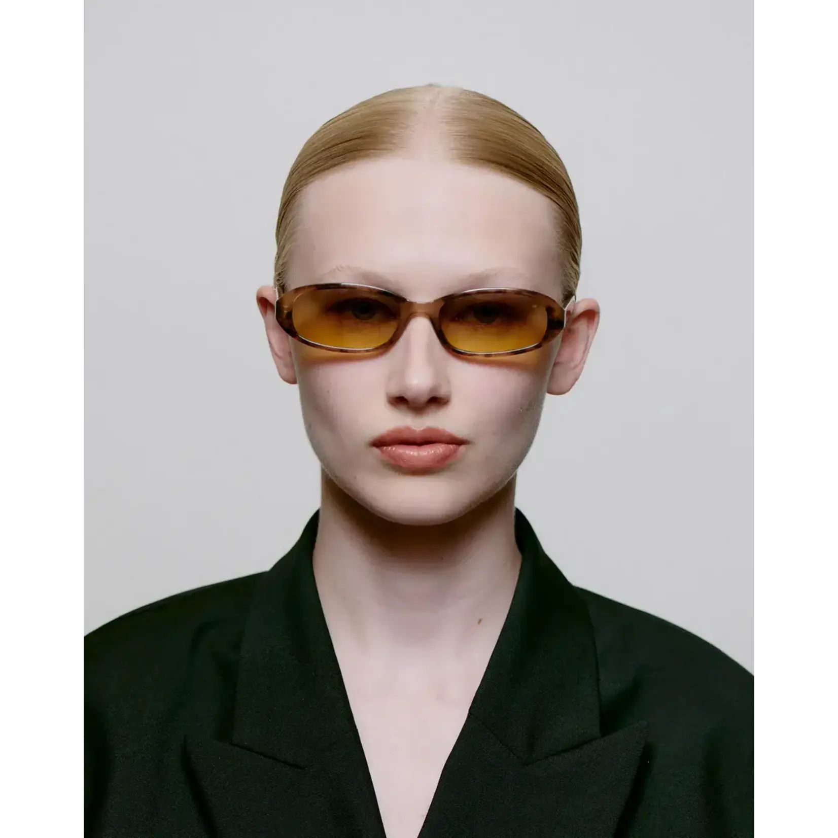 A. Kjaerbede A. Kjaerbede Macy coquina