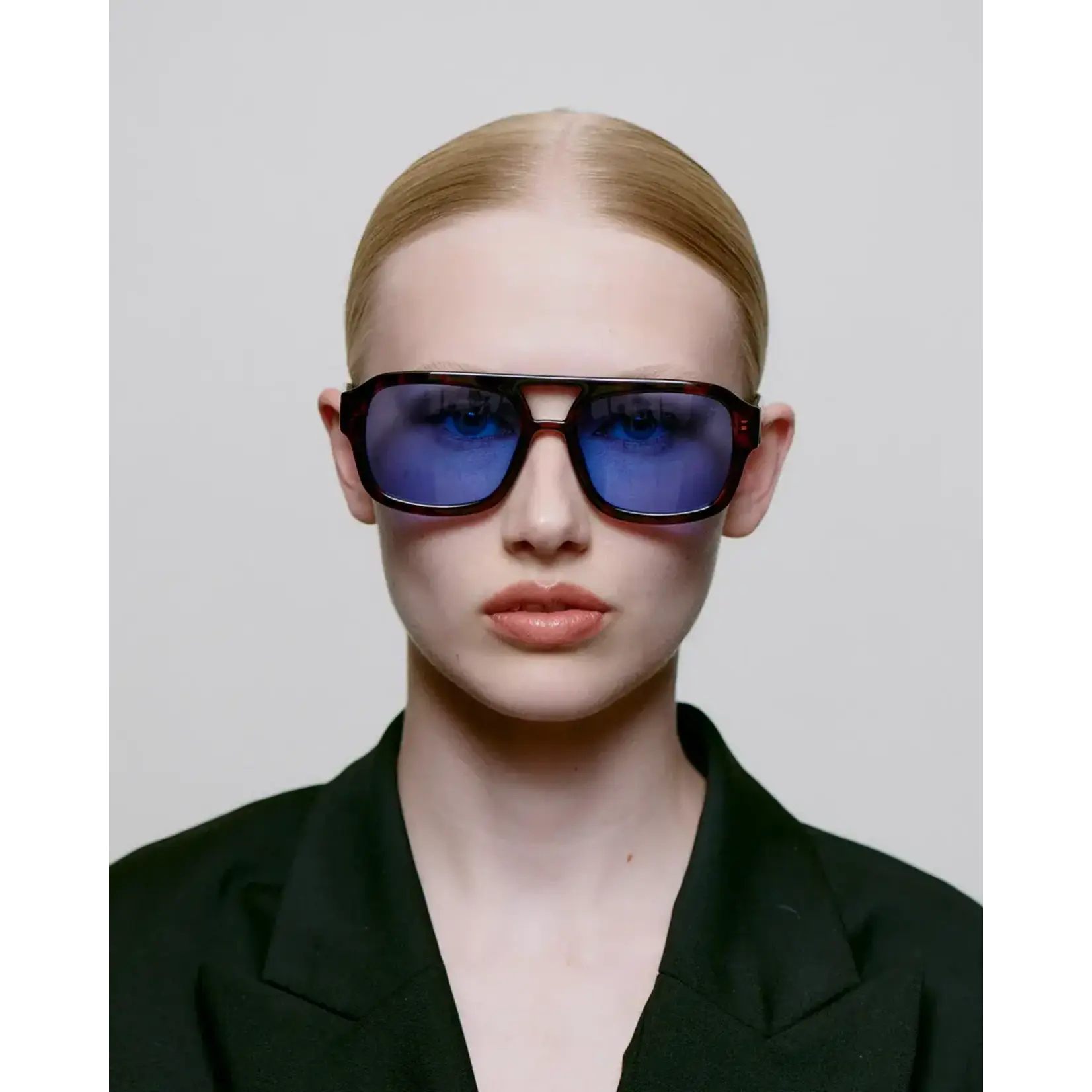 A. Kjaerbede A. Kjaerbede Kaya demi tortoise