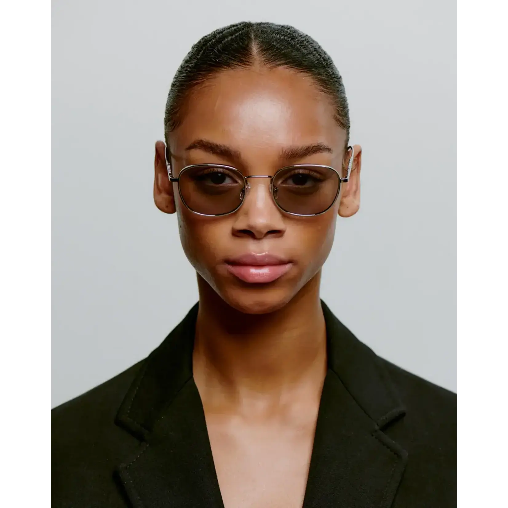 A. Kjaerbede A. Kjaerbede Hello gun metal