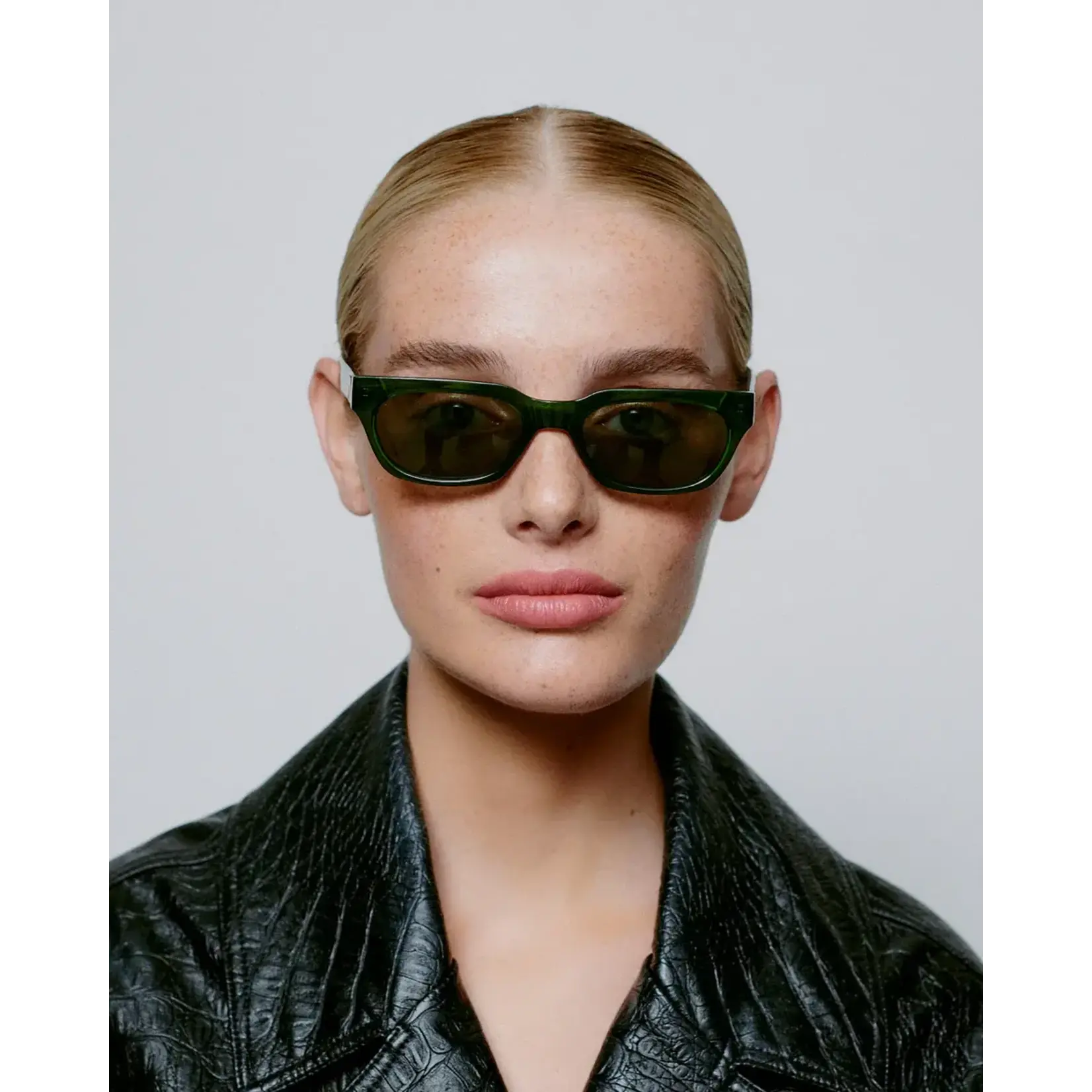 A. Kjaerbede A. Kjaerbede Bror dark green transparant